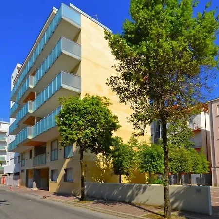 Modern Flat 50mt From The Lignano Sabbiadoro